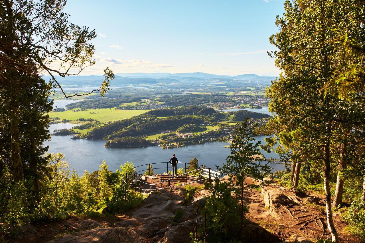 Kleivstua Hotel Near Krokskogen Суннволлен Экстерьер фото